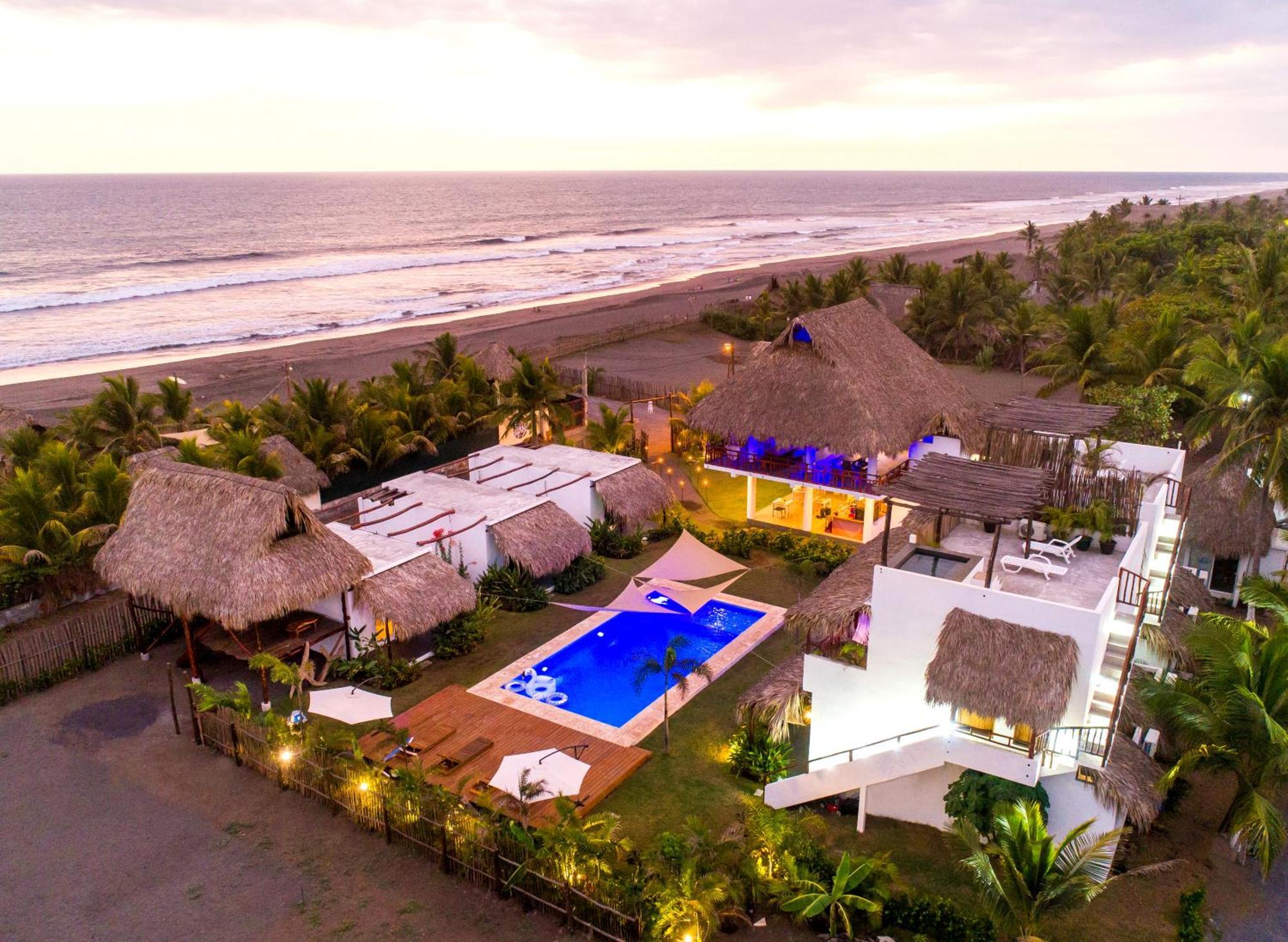 Ka'Ana Surf Hotel El Paredón Buena Vista Kültér fotó